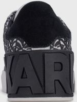 label-1