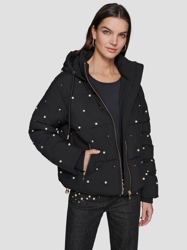 Chaqueta corta con diseño de perlas