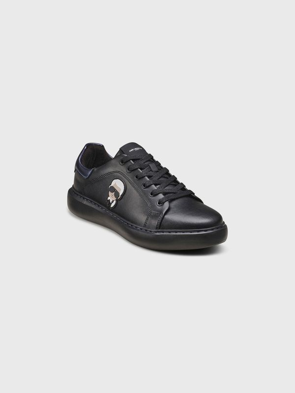 Zapatillas deportivas con logotipo en relieve