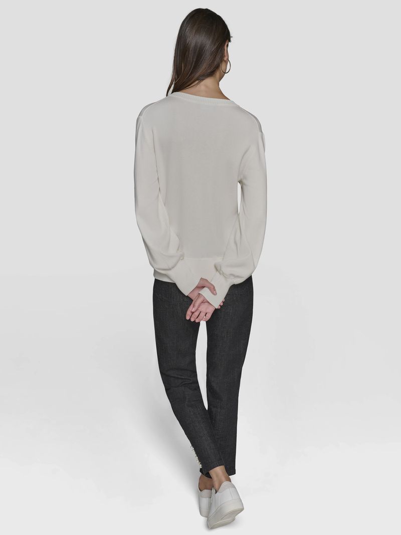 label-3