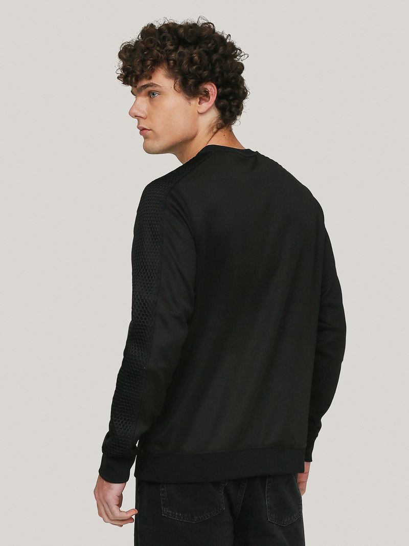 label-3