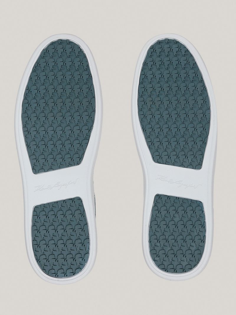 label-3