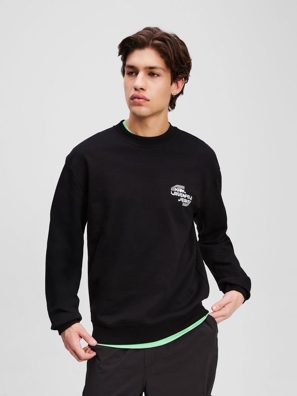 Polerón regular con logotipo deportivo