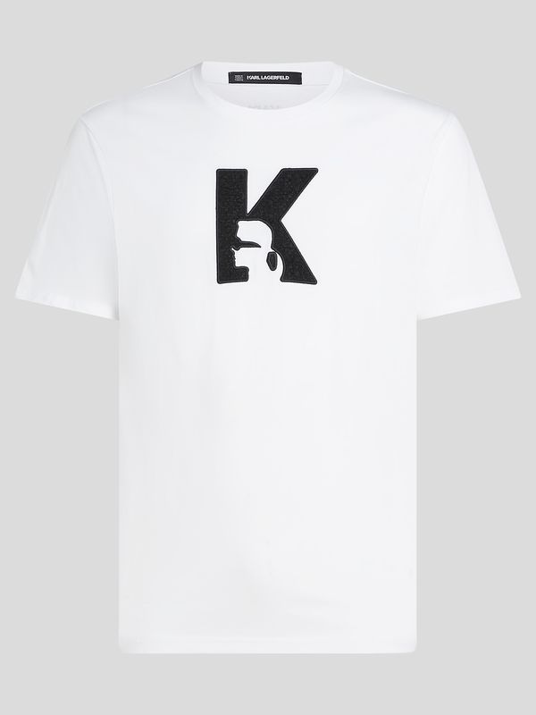 Polera con logo bordado