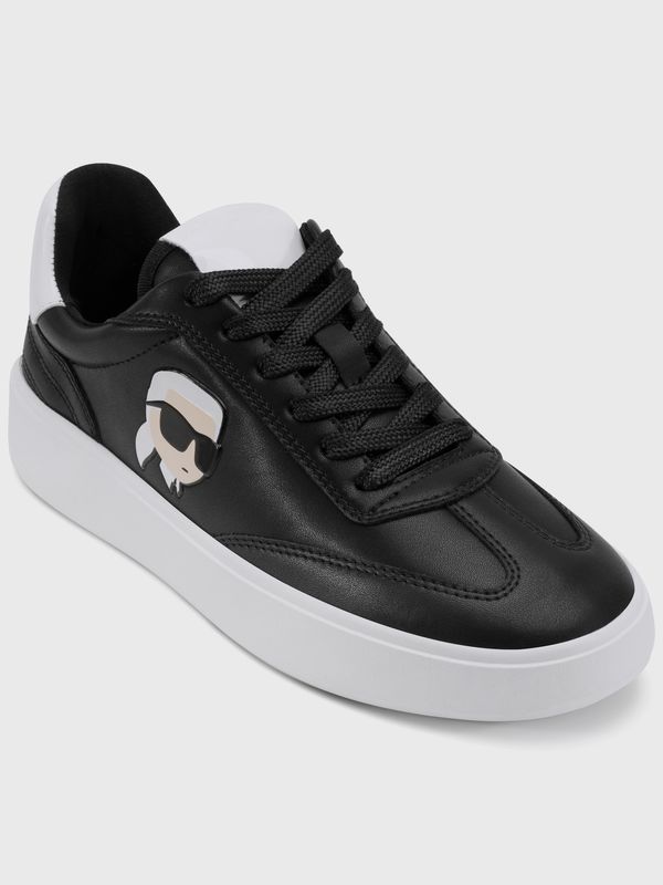 Zapatillas con cordones - Sumava