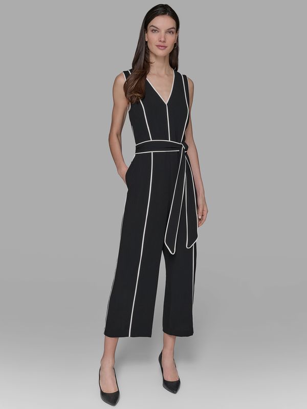 Vestido enterizo con detalles en contraste